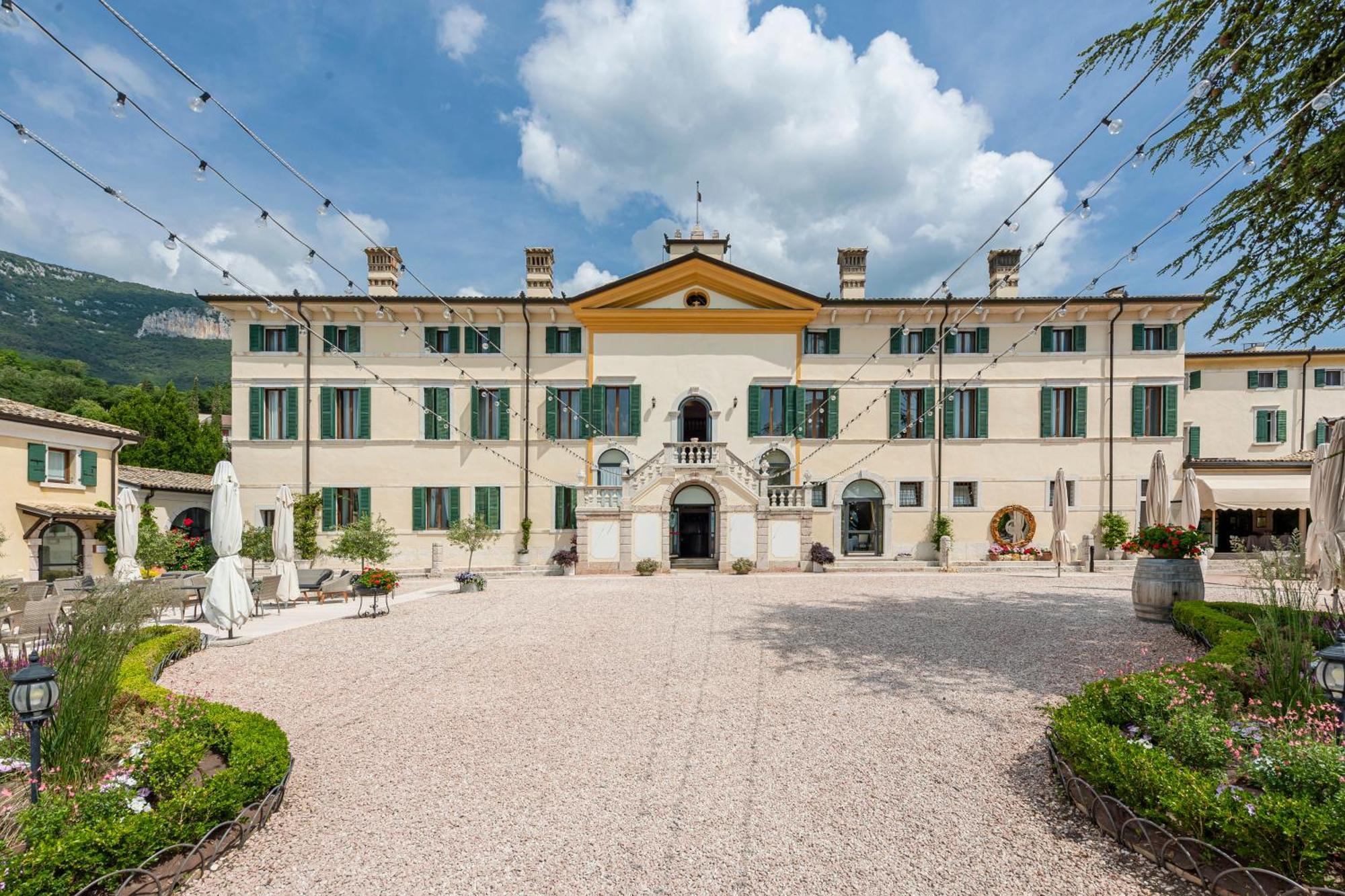 Hotel Villa Cariola Caprino Veronese Dış mekan fotoğraf